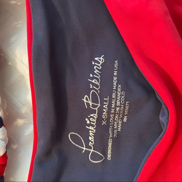 Frankie’s Bikinis - Picture 4 of 4